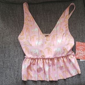 Kortni jeane medium zoo animal vneck top